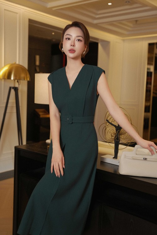 Sixdo Pinre Green Woven Flared Dress